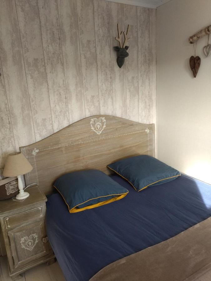 La Cabane Des Druides Perigny  Bagian luar foto